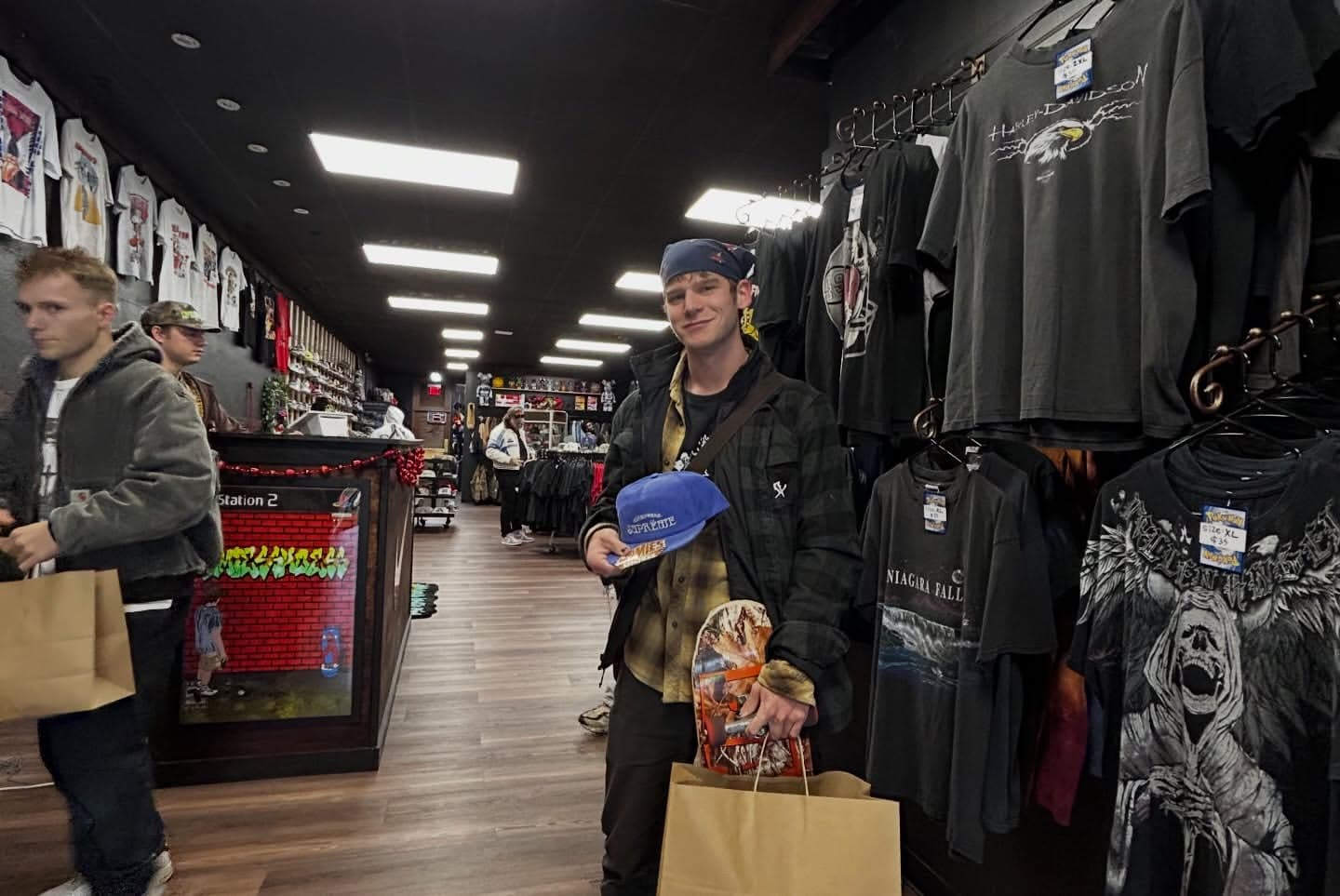 Customer with vintage bag